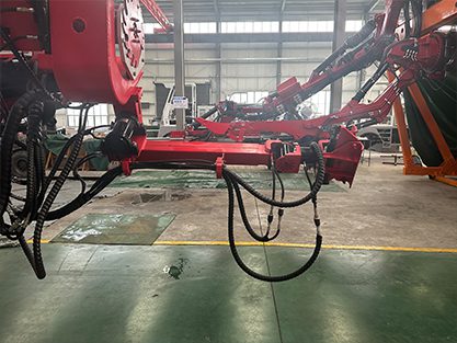 Mining-concrete-spraying-truck-07